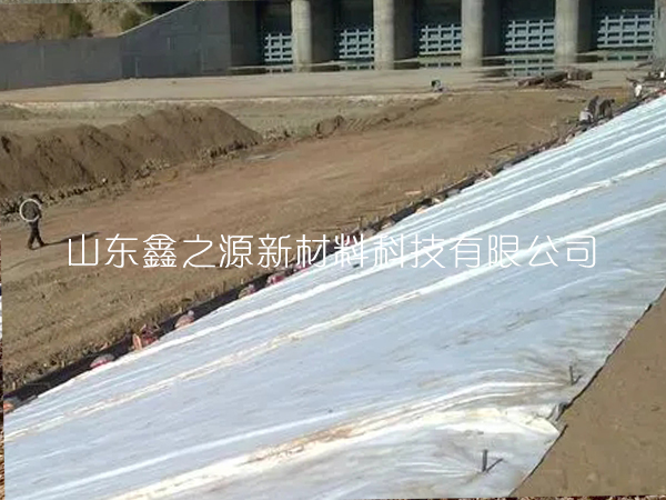 魚蝦養(yǎng)殖防滲膜在進(jìn)行存儲(chǔ)時(shí)須注意哪些事項(xiàng)？