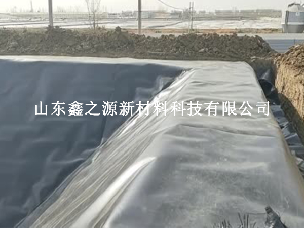 關(guān)于魚塘防滲膜接縫處理有哪些施工經(jīng)驗(yàn)？