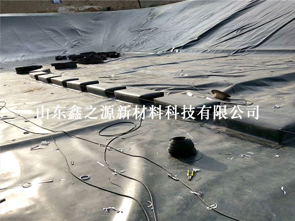 魚塘養(yǎng)殖防滲膜鋪設(shè)：創(chuàng)新施工，高效防滲的綠色養(yǎng)殖新篇章